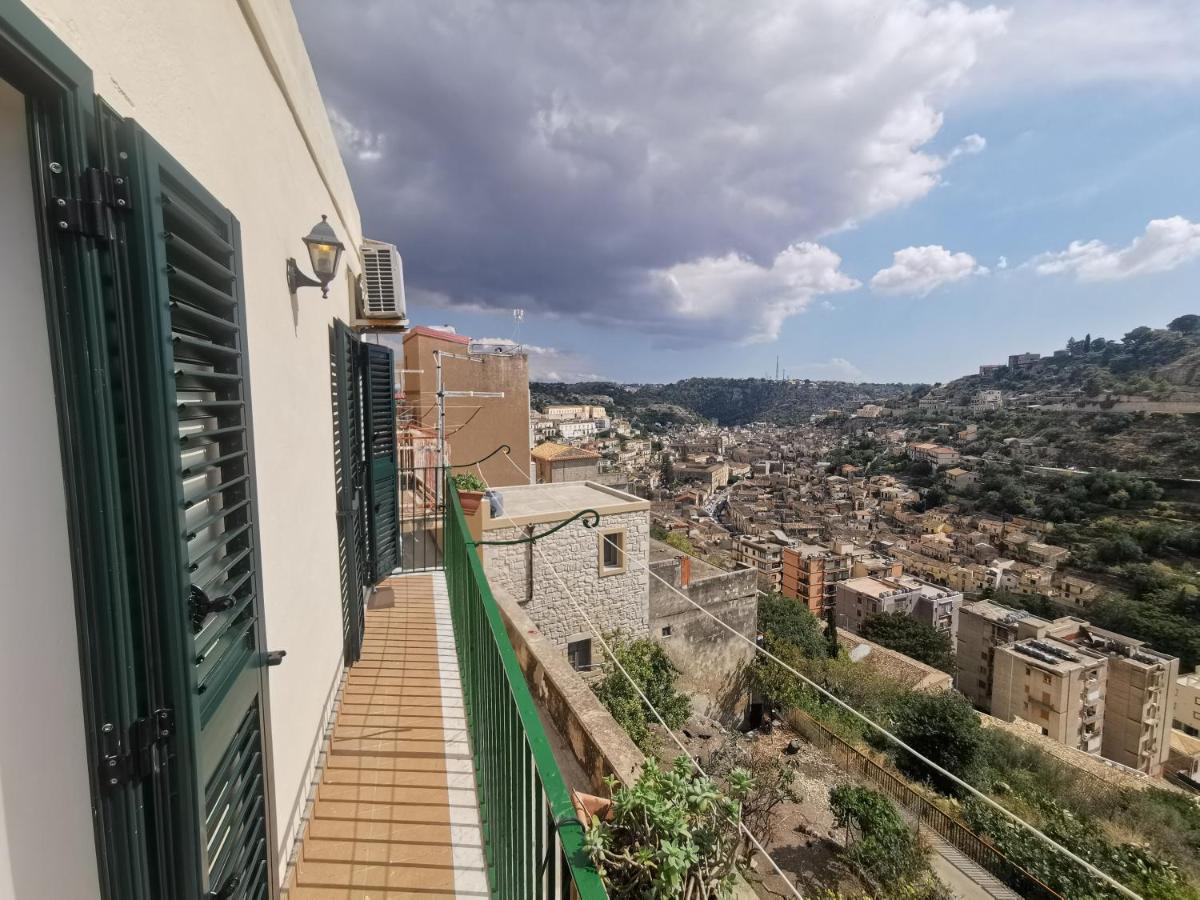 Balcone Barocco. Villa Modica Bagian luar foto